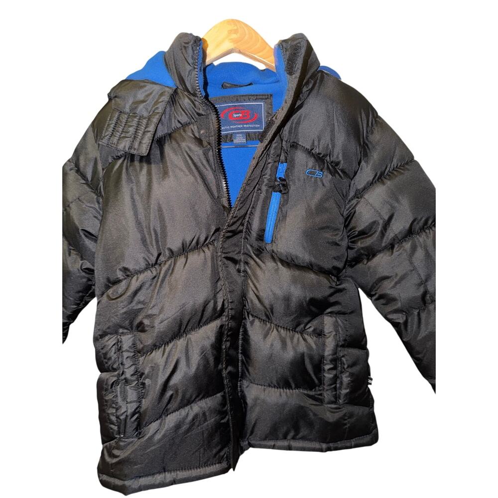 CB Sports Arctic Weather Protection boys' hooded puffer jacket in black